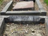 image of grave number 846852